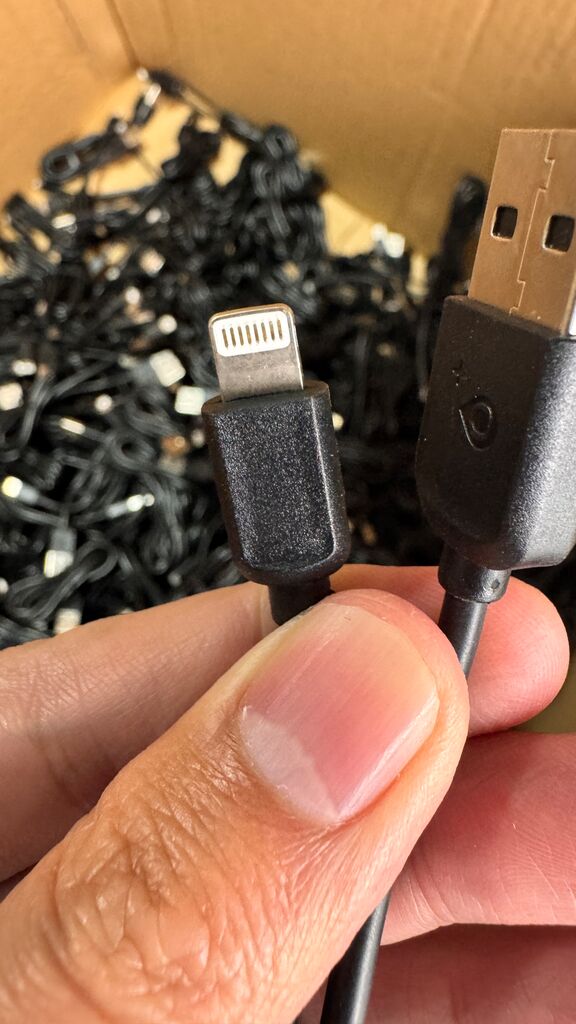Dây cáp sạc iPhone hãng WOOX - USB to Lightning , ko hộp - ảnh 4